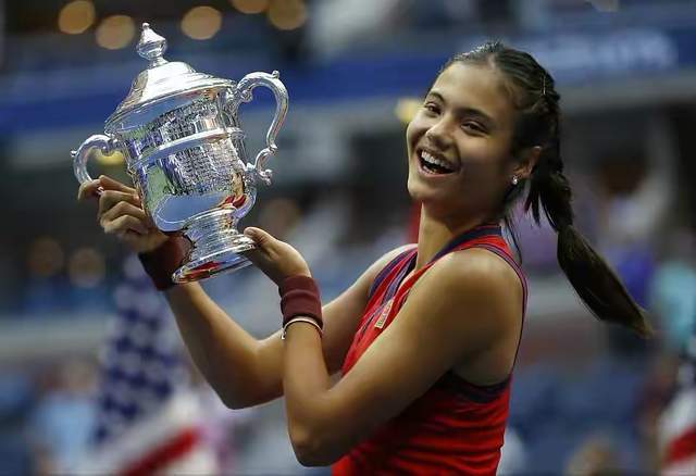 尤其在防守 尤其在防守