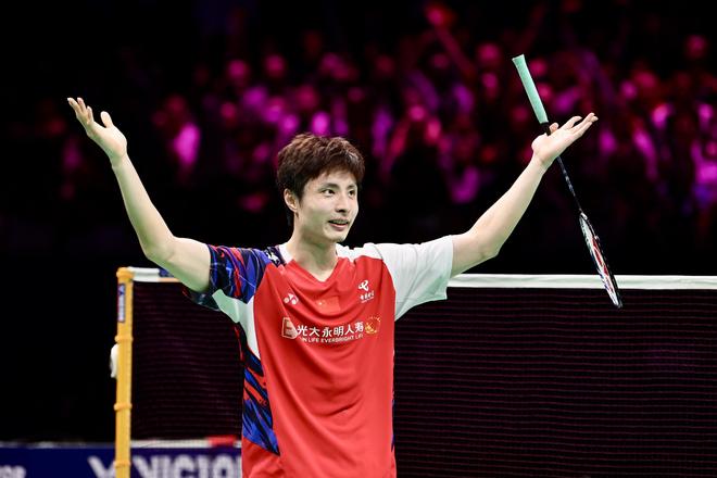 通过轮流在 通过轮流在