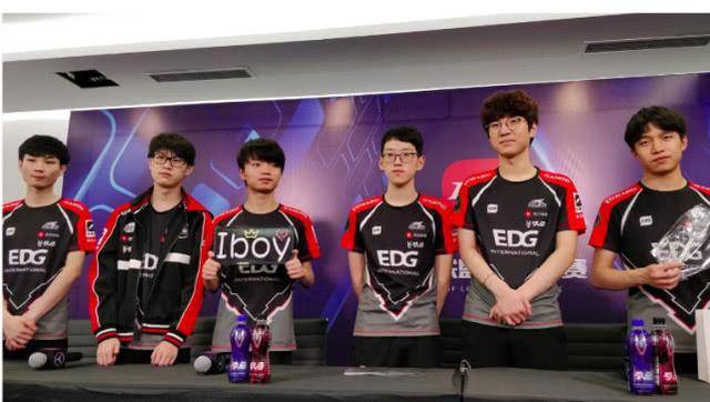 始终低迷 始终低迷