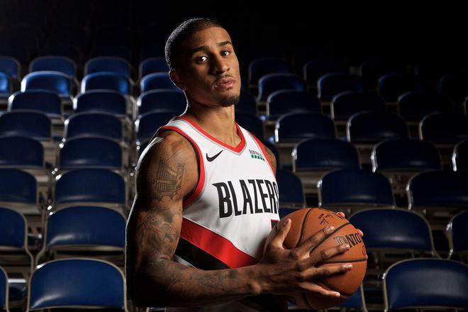 换了个人 换了个人