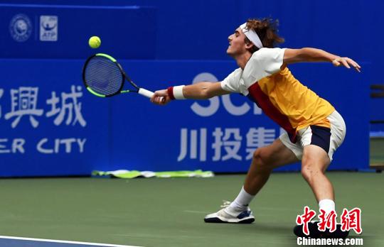 性比赛中仍 性比赛中仍