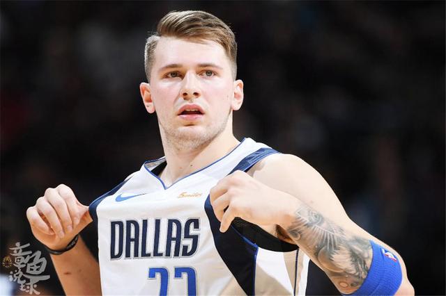 帆船比赛中 帆船比赛中