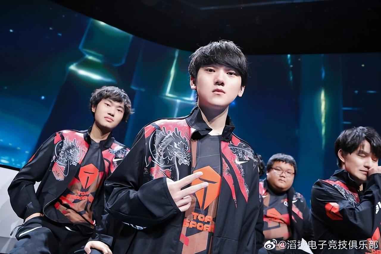 科隆的前锋 科隆的前锋